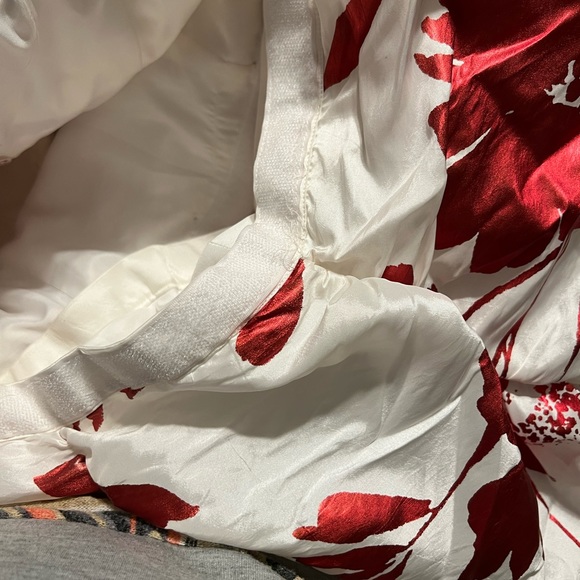 Size 4 formal dress with removable bottom - Picture 4 of 7